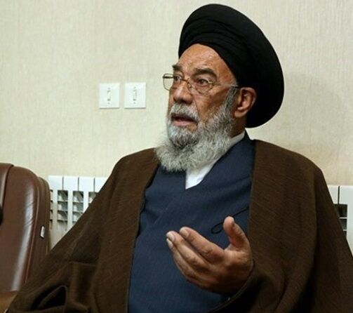 امام جمعه اصفهان: چرا اداره مالیات جلوی فعالیت شرکتهای تقلبی را نمیگیرد؟ امام جمعه اصفهان: چرا اداره مالیات جلوی فعالیت شرکتهای تقلبی را نمیگیرد؟
