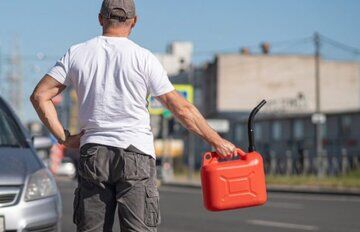 خطرات باورنکردنی رانندگی با باک خالی خطرات باورنکردنی رانندگی با باک خالی