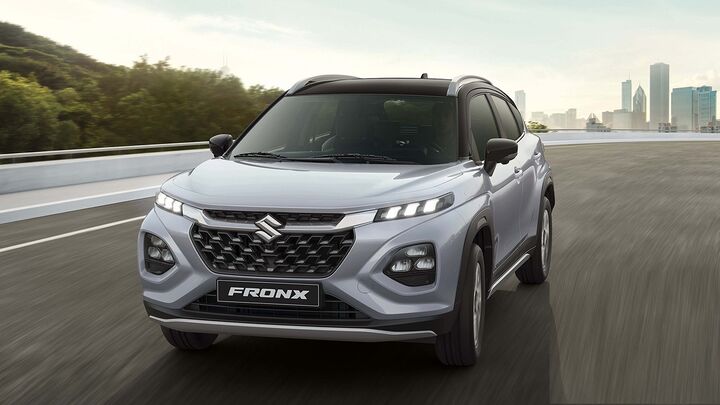 کراس اوور هیبرید سوزوکی به ایران آمد کراس اوور هیبرید سوزوکی به ایران آمد