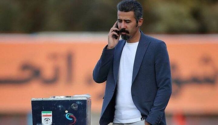 پاسخ مس به استقلال: داور را با خودتان آوردید! پاسخ مس به استقلال: داور را با خودتان آوردید!