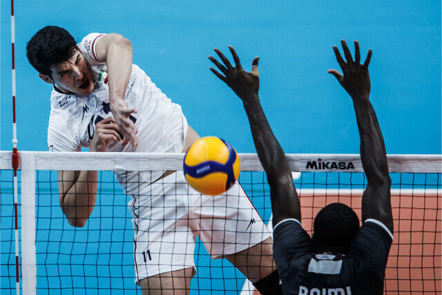 کاظمی و نصری امتیازآورترین بازیکنان ایران در دیدار با برزیل کاظمی و نصری امتیازآورترین بازیکنان ایران در دیدار با برزیل