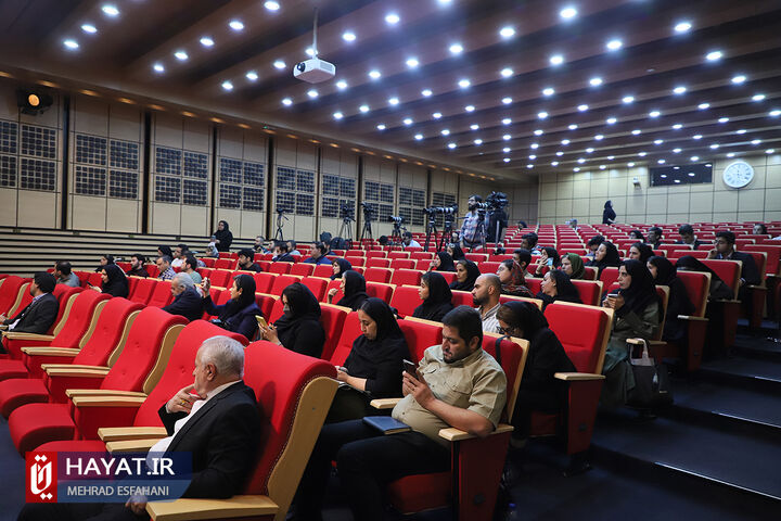 نشست خبری رئیس سازمان بورس و اوراق بهادار