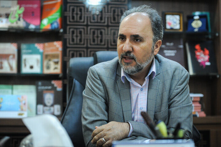 اهدای «سرو ایرانی» به مبتکران سبکهای آموزش هنر اهدای «سرو ایرانی» به مبتکران سبکهای آموزش هنر