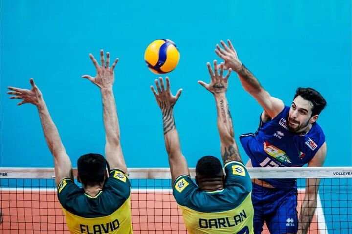 برزیل بلیت پاریس ایتالیاییها را سوزاند برزیل بلیت پاریس ایتالیاییها را سوزاند