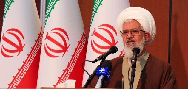 هیچ افتخاری بالاتر از خدمت به مردم وجود ندارد هیچ افتخاری بالاتر از خدمت به مردم وجود ندارد