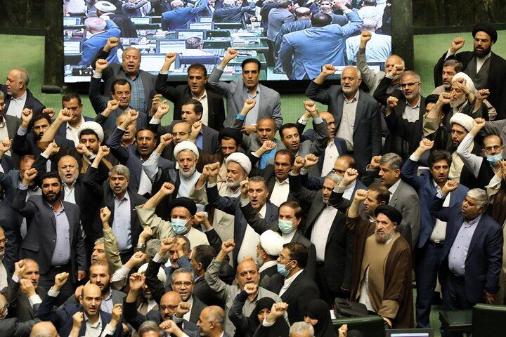 جلسه غیرعلنی مجلس و قوه قضاییه برگزار می شود جلسه غیرعلنی مجلس و قوه قضاییه برگزار می شود