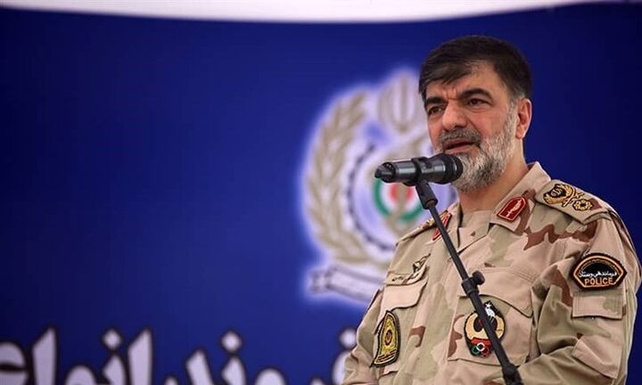 تمسک به مکتب اباعبدالله (ع) شهدا را جاودانه کرد تمسک به مکتب اباعبدالله (ع) شهدا را جاودانه کرد