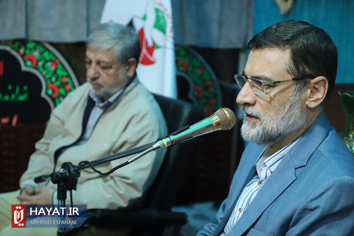 دیدار صمیمانه رئیس بنیاد شهید با خانوادگان شهدای منطقه 8 تهران