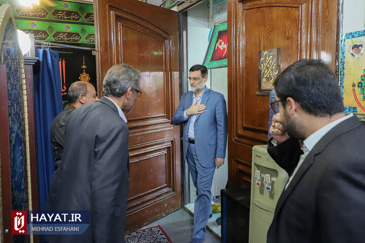 دیدار صمیمانه رئیس بنیاد شهید با خانوادگان شهدای منطقه 8 تهران