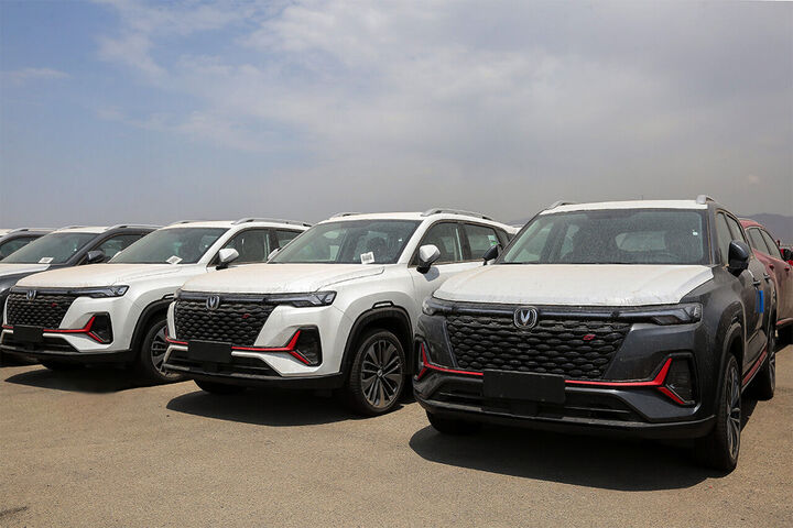 قیمت گذاری خودروهای وارداتی از دستور کار شورای رقابت خارج شد قیمت گذاری خودروهای وارداتی از دستور کار شورای رقابت خارج شد