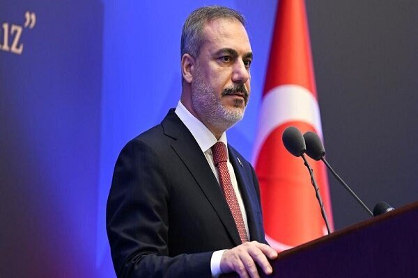 غرب باید از جنایات جنگی اسرائیل فاصله بگیرد