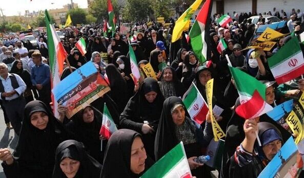 گردهمایی بانوان حوزوی سراسر کشور در حمایت از مردم فلسطین در شهر قم گردهمایی بانوان حوزوی سراسر کشور در حمایت از مردم فلسطین در شهر قم