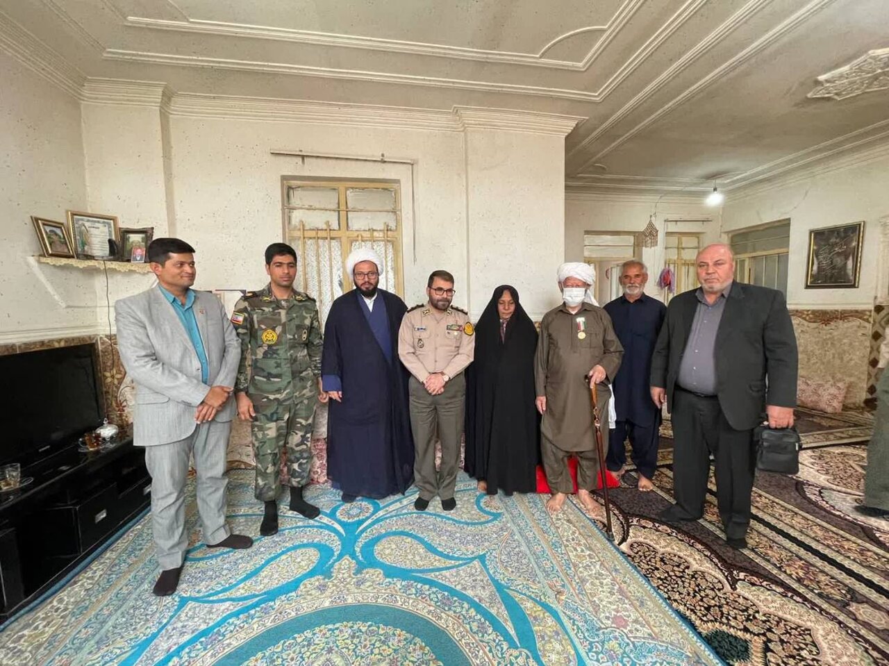 دیدار رئیس سازمان ایثارگران نزاجای کشور با خانواده شهدا، جانبازان و ایثارگران در منطقه سیستان+ عکس