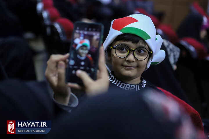 برگزاری اجتماع بزرگ فعالان و یاوران فلسطین