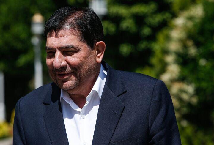 مخبر به بلاروس میرود مخبر به بلاروس میرود