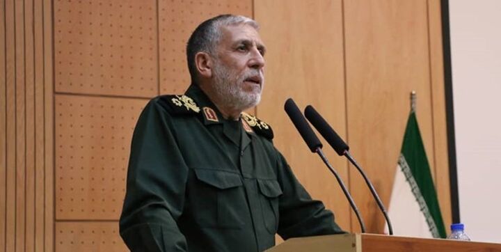 تأسیس پایگاه بسیج در بقاع متبرکه ضروری است تأسیس پایگاه بسیج در بقاع متبرکه ضروری است