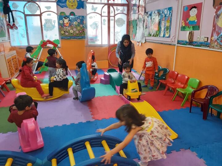 آموزش تمام زبانهای خارجی در مهدکودک و دبستان ممنوع است آموزش تمام زبانهای خارجی در مهدکودک و دبستان ممنوع است