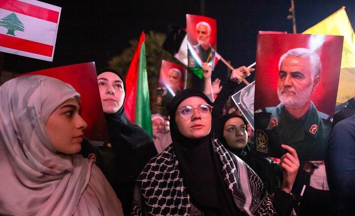 تجمع مردمی در اعلام انزجار از جنایات رژیم غاصب صهیونیستی با حضور شیخ زکزاکی تجمع مردمی در اعلام انزجار از جنایات رژیم غاصب صهیونیستی با حضور شیخ زکزاکی