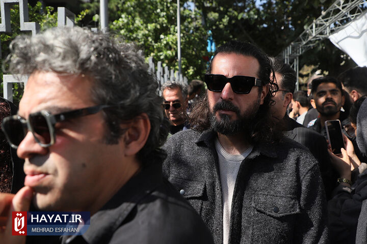 تشییع پیکر داریوش مهرجویی و وحیده محمدیفر