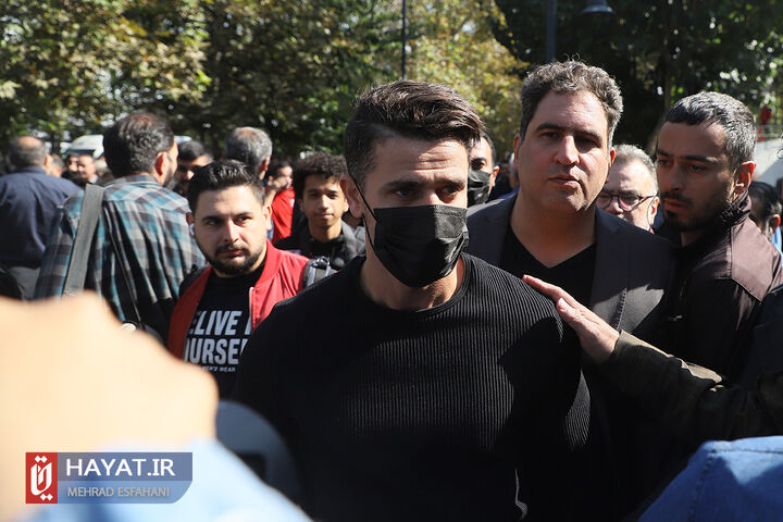 تشییع پیکر داریوش مهرجویی و وحیده محمدیفر