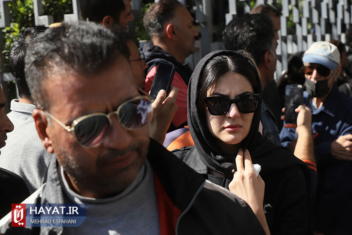 تشییع پیکر داریوش مهرجویی و وحیده محمدیفر