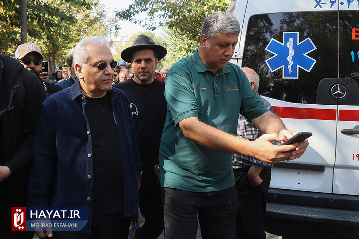 تشییع پیکر داریوش مهرجویی و وحیده محمدیفر