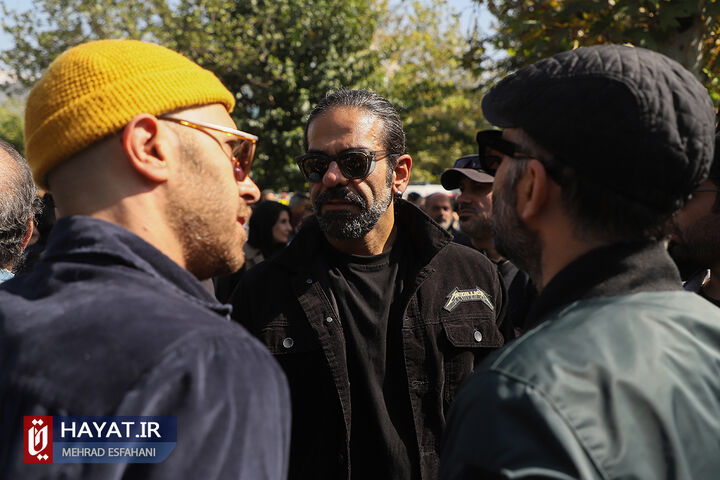 تشییع پیکر داریوش مهرجویی و وحیده محمدیفر