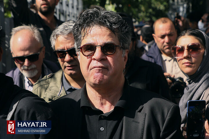 تشییع پیکر داریوش مهرجویی و وحیده محمدیفر