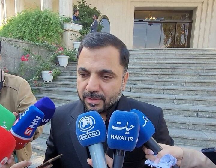 وزیر ارتباطات: مقدمات ارسال فضانورد به فضا در حال انجام است +فیلم وزیر ارتباطات: مقدمات ارسال فضانورد به فضا در حال انجام است +فیلم