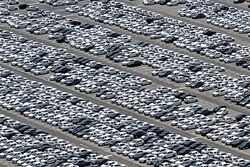 گشت های مشترک بازرسی برای کنترل بازار خودرو و برخورد با احتکار آن راه اندازی شد گشت های مشترک بازرسی برای کنترل بازار خودرو و برخورد با احتکار آن راه اندازی شد