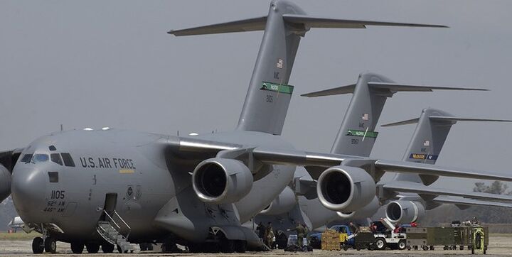 ترافیک پروازهای تسلیحاتی آمریکا برای تجهیز ارتش رژیم صهیونیستی ترافیک پروازهای تسلیحاتی آمریکا برای تجهیز ارتش رژیم صهیونیستی