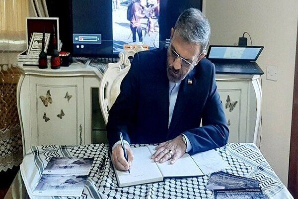 سفیر ایران در تاجیکستان دفتر یادبود شهدای غزه را امضا کرد