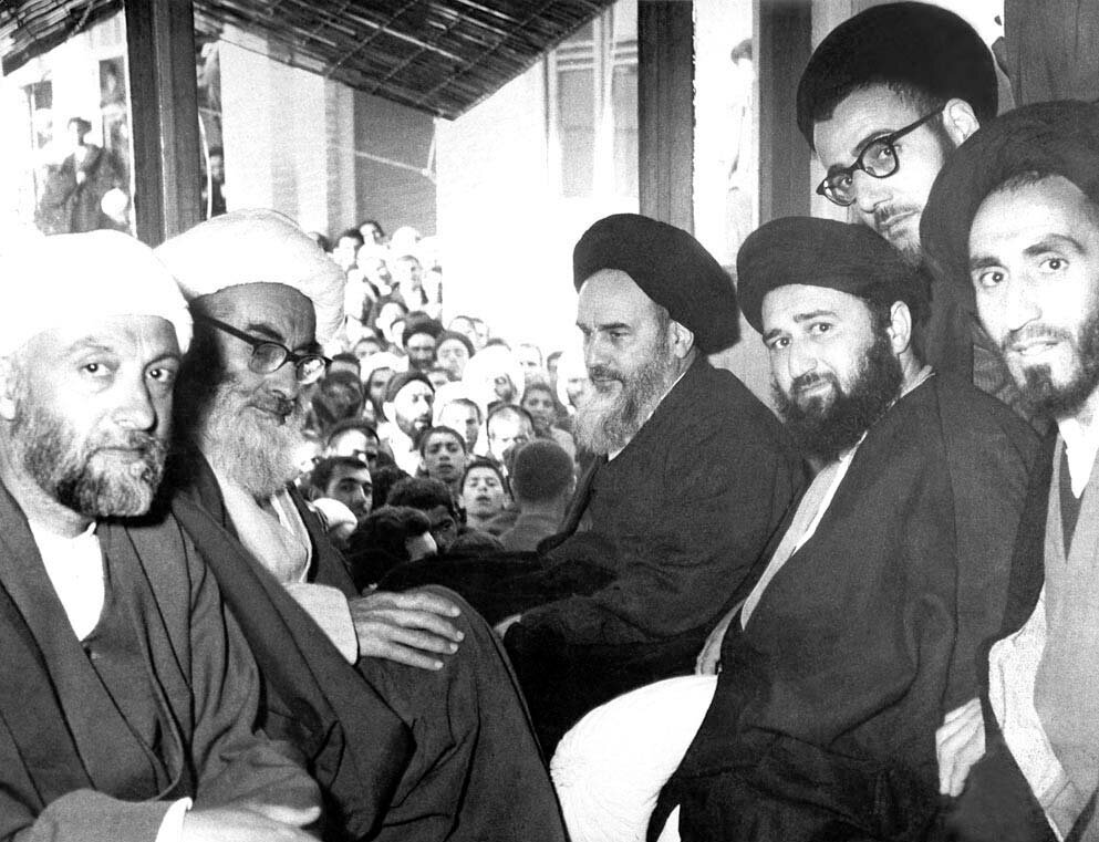 روایتی از زندگی فرزند شهیدِ امام خمینی (ره)