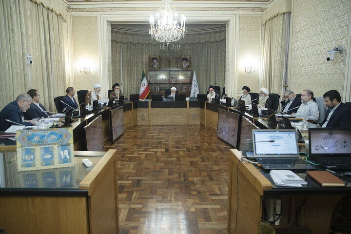 ابهامات شورای نگهبان به لایحه عفاف و حجاب ابهامات شورای نگهبان به لایحه عفاف و حجاب