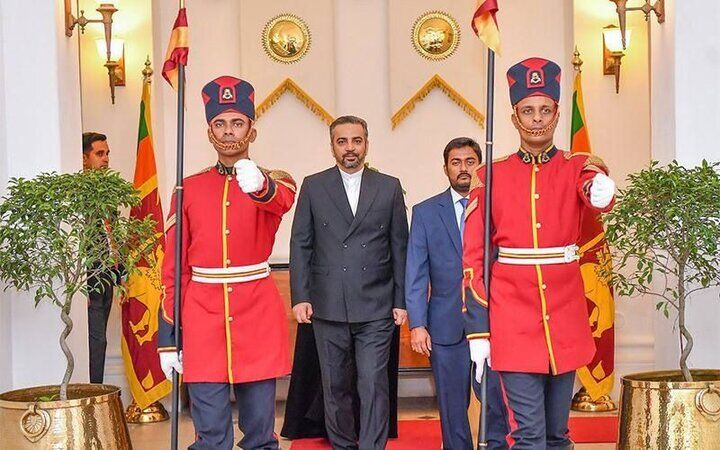 سفیر جدید ایران در سریلانکا استوارنامه خود را تسلیم کرد سفیر جدید ایران در سریلانکا استوارنامه خود را تسلیم کرد