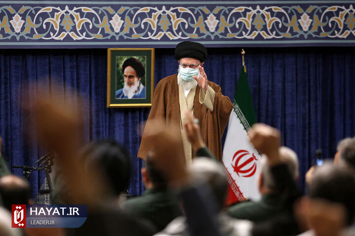 دیدار رهبر انقلاب با اعضای کنگره بزرگداشت شهدای استان لرستان