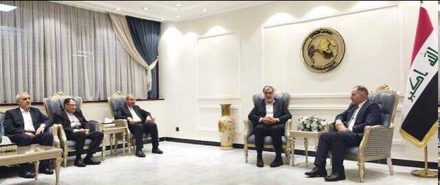 هیاتی از کمیسیون امنیت ملی مجلس به عراق رفت هیاتی از کمیسیون امنیت ملی مجلس به عراق رفت