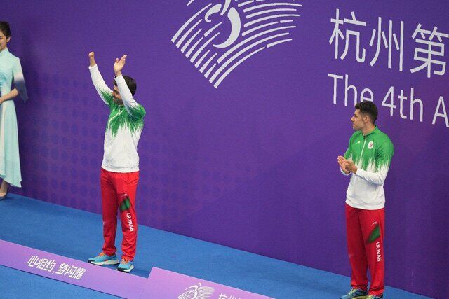 نقره پاراشنا بر گردن شناگر ۱۶ ساله ایران/ صعود والیبال نشسته به نیمهنهایی بازیهای پاراآسیایی نقره پاراشنا بر گردن شناگر ۱۶ ساله ایران/ صعود والیبال نشسته به نیمهنهایی بازیهای پاراآسیایی