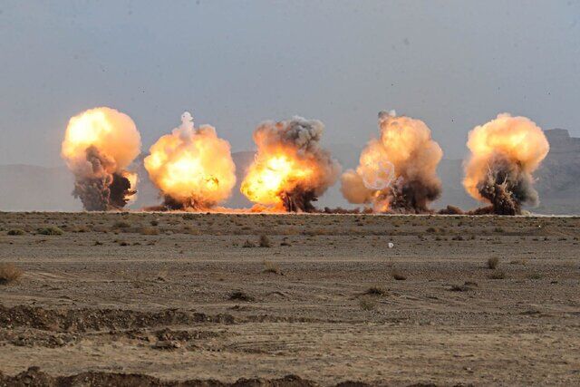 دو روز با «اقتدار»؛ پاسخ ارتش به تهدیدات دشمن دو روز با «اقتدار»؛ پاسخ ارتش به تهدیدات دشمن