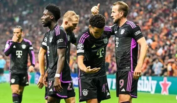 جشنواره گل بایرن در شب بازگشت نویر و هتتریک هریکین جشنواره گل بایرن در شب بازگشت نویر و هتتریک هریکین