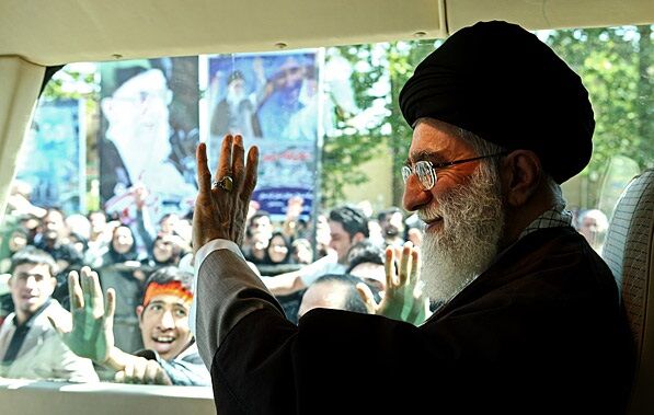 ثبت روز یزد؛ یادآور سفر تاریخی رهبر معظم انقلاب در تقویم کشور ثبت روز یزد؛ یادآور سفر تاریخی رهبر معظم انقلاب در تقویم کشور