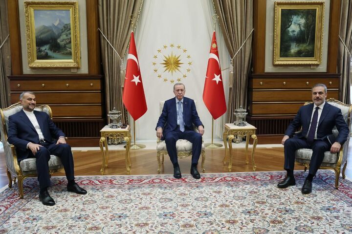 رایزنی امیرعبداللهیان و اردوغان درباره تحولات غزه رایزنی امیرعبداللهیان و اردوغان درباره تحولات غزه