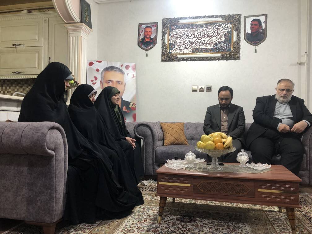 ابلاغ سلام رئیس جمهور به خانوده شهید محمدرضایی