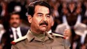 فیلم دیده نشده از اولین جلسه تفهیم اتهامات صدام حسین دیکتاتور سابق عراق و شدت استیصال و کلافگی او در دادگاه