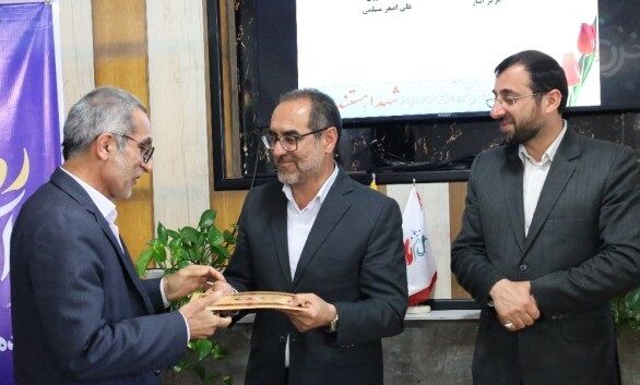 خاطرات آزادگان باید در قالب کتاب به رشته تحریر درآید خاطرات آزادگان باید در قالب کتاب به رشته تحریر درآید