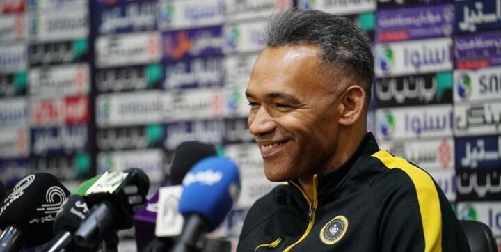 مورایس: رقابت بهترین خط حمله و بهترین خط دفاع لیگ لذتبخش خواهد شد مورایس: رقابت بهترین خط حمله و بهترین خط دفاع لیگ لذتبخش خواهد شد