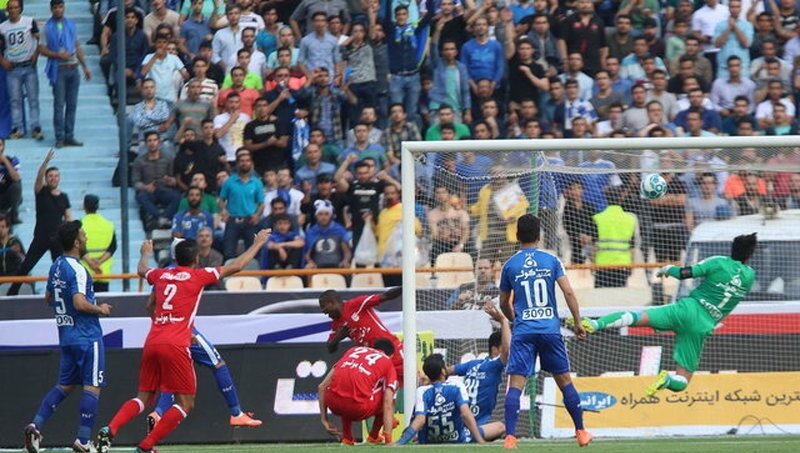 استقلال - تراکتور؛ این بازی همیشه جذاب