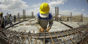 فراکسیون کارگری مجلس به دنبال احقاق حقوق کارگران است