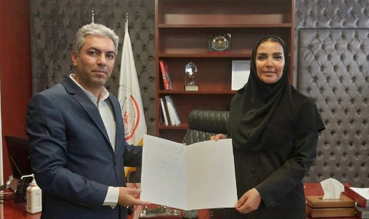 ثبت رکورد ۶ ساعت رکابزنی مداوم بانوی ایرانی در کتاب رکوردها ثبت رکورد ۶ ساعت رکابزنی مداوم بانوی ایرانی در کتاب رکوردها