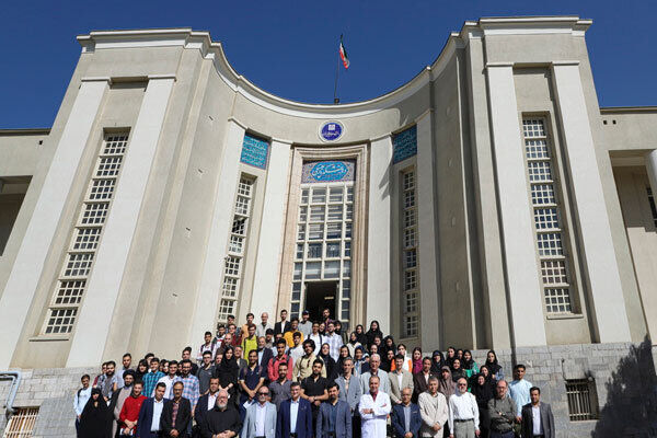 تحصیل بالغ بر ۸۰۰۰ دانشجوی پزشکی خارجی در ایران
